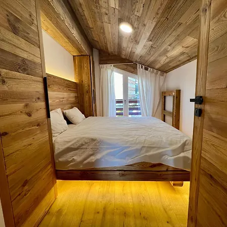 Attique - Vue Plongeante Sur Le De La Moubra Apartmán *